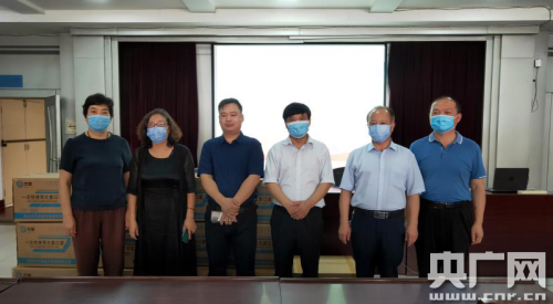 爱心企业再出手 32000余只口罩为漯河高中师生筑起防疫“安全墙”