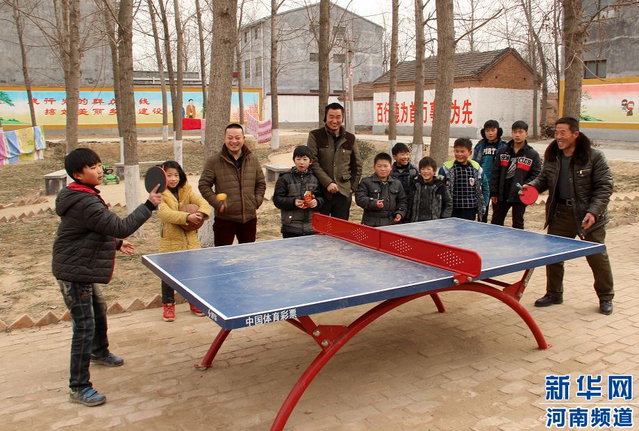 河南夏邑:快乐的乡村乒乓球比赛